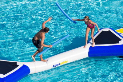 Aquaglide Foxtrot - Floating Inflatable Balance Beam
