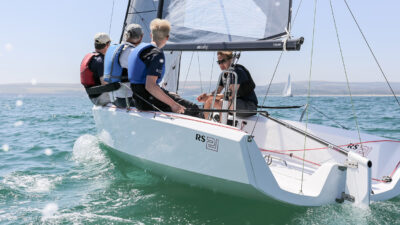 RS21 Keelboat