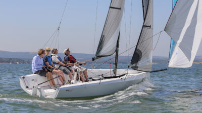 RS21 Keelboat