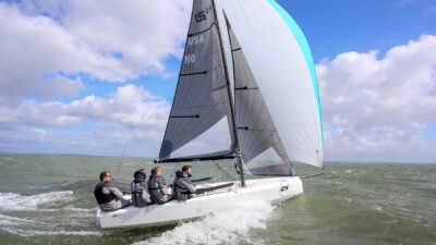 RS21 Keelboat